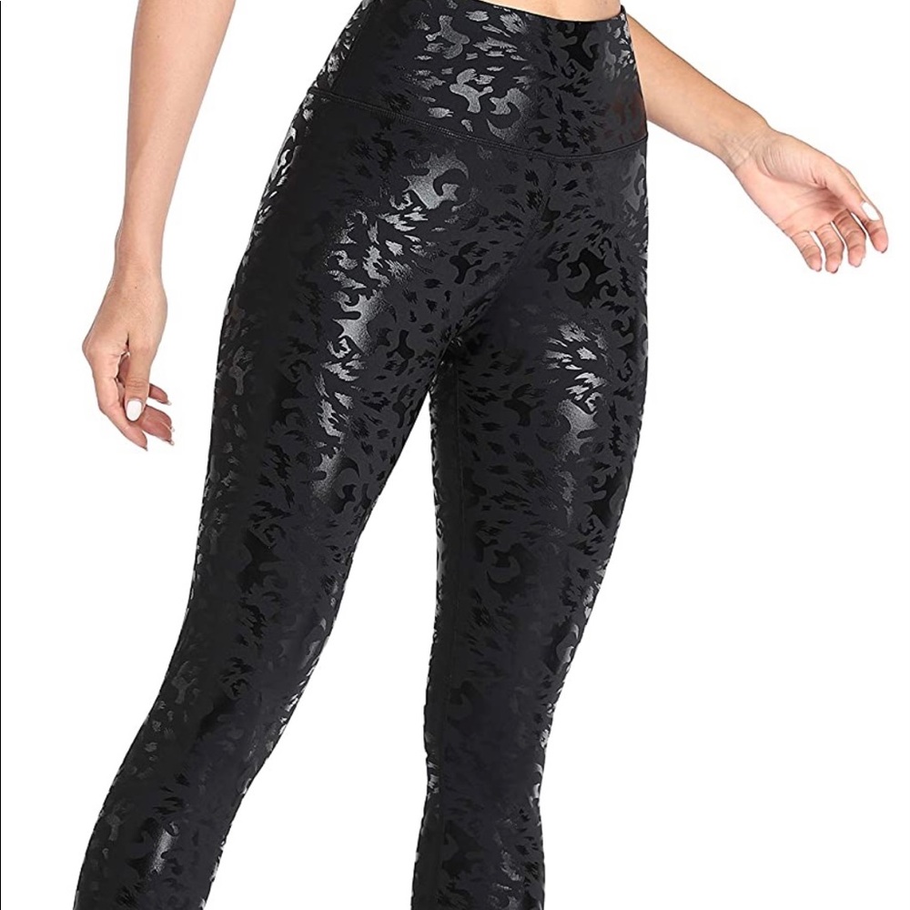 Women’s faux Leather leopard print leggings